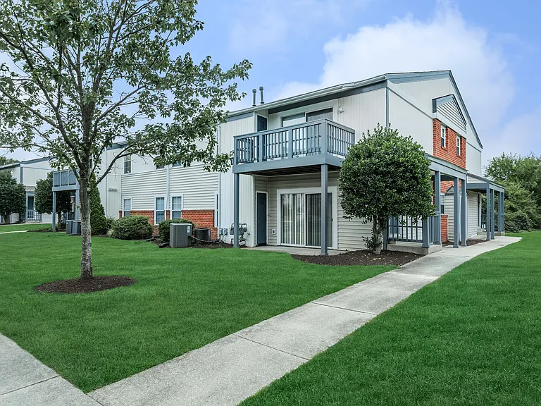 Clearfield Apartments — Photo 6
