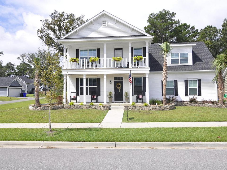 1st image of 2835 Moonbeam Dr
