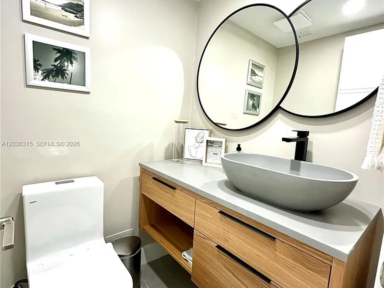 1980 S Ocean Dr #8D — Photo 19