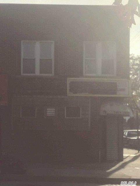 1st image of 22002 Hempstead Ave