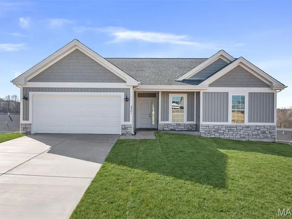 411 Daniel Ct, New Haven, MO 63068