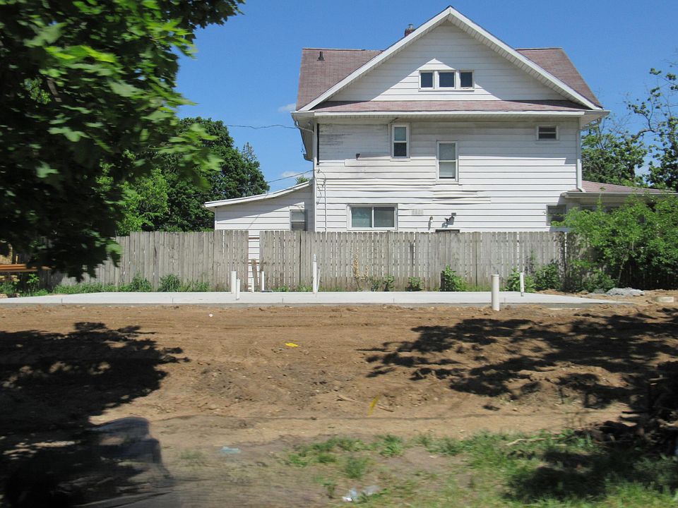 1st image of 126 Greenwood Ave