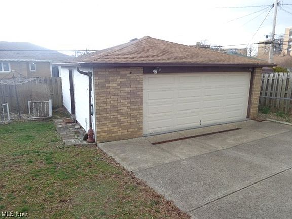 4th image of 8978 Boxwood Cir