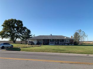 2905 New Town Blvd, Saint Charles, MO 63301