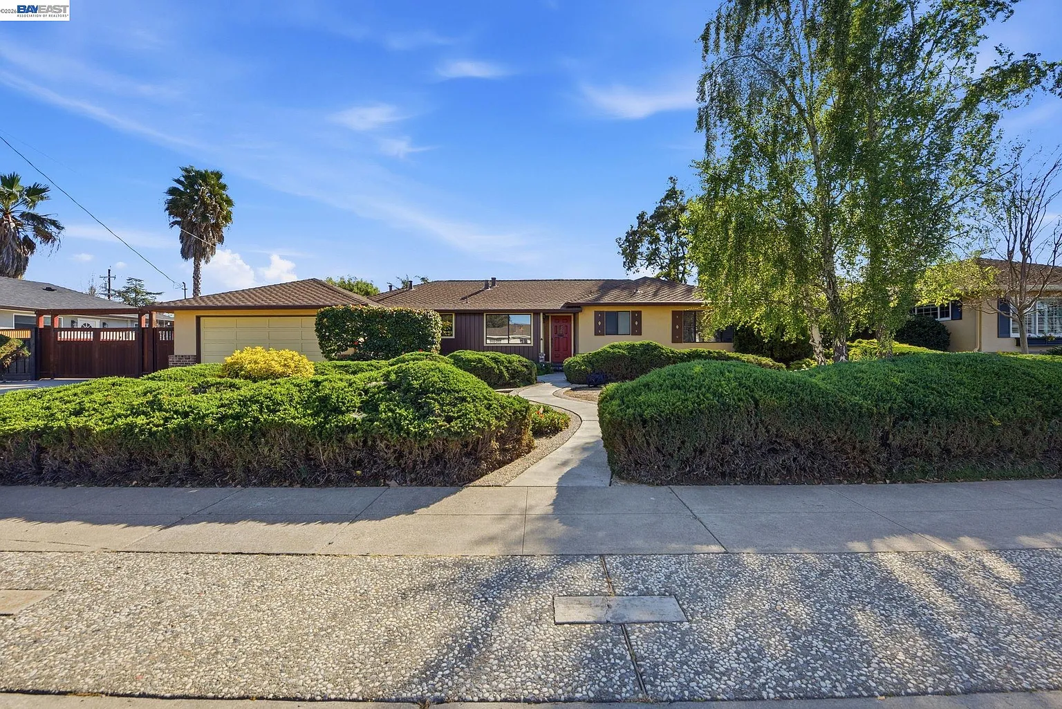 38149 Glenmoor Dr photo 1