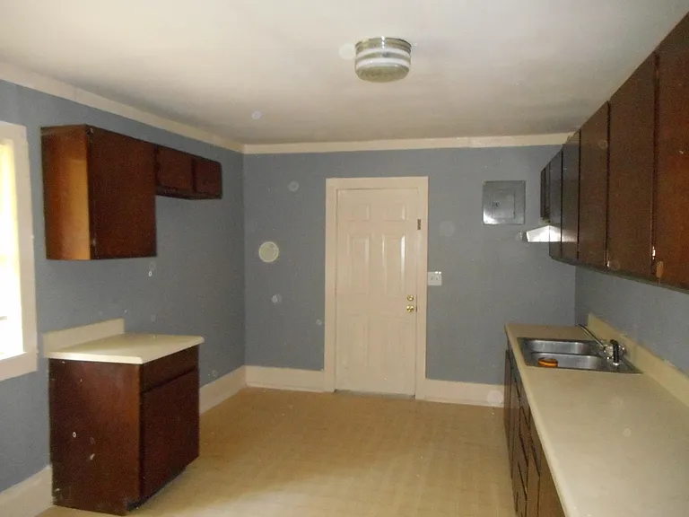 1455 Blueberry Cir — Photo 4