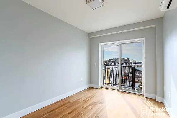 Rented by Brooklyn Group | media 4