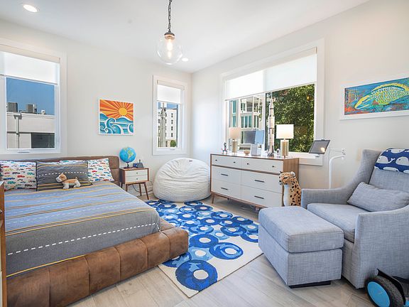 5th image of 536 4th Ave S APT 3
