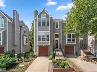 7822 Old Hollow Ln, Ellicott City, MD 21043