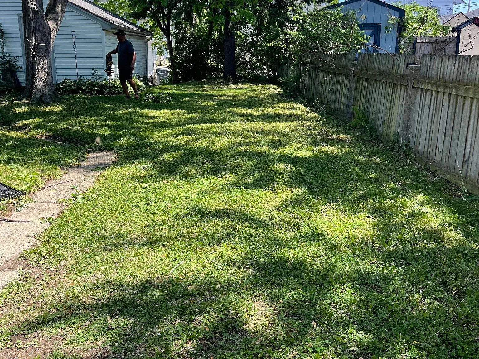4 bed, 1.5 bath, 944 sqft, $1,950 — Photo 4