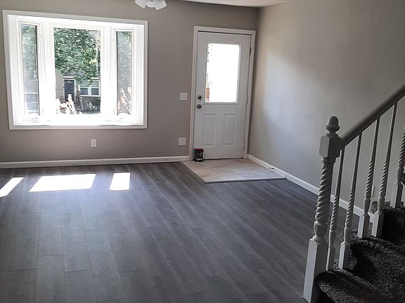 2nd image of 831 N Hamilton St #1
