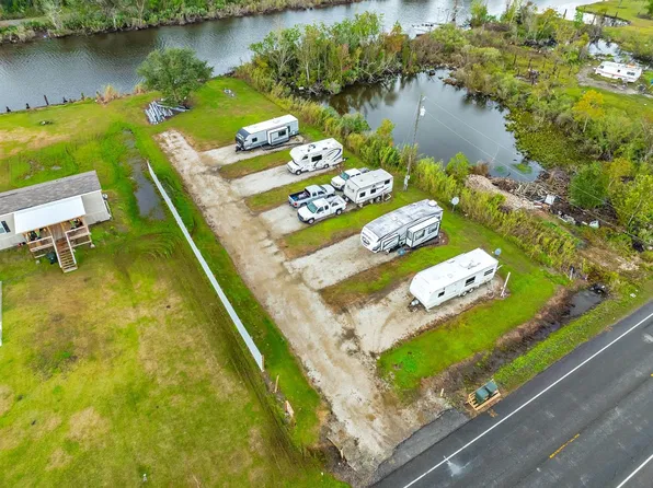 5090 Grand Caillou Rd, Houma, LA 70363