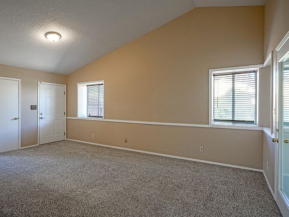 4th image of 5048 Bogart St NW