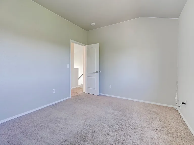 835 Ridgebury Pl — Photo 23