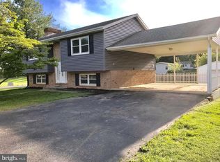 15 Lemon Rd, Ranson, WV 25438