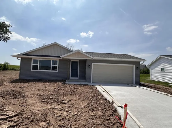 1002 Sully WAY, Sheboygan Falls, WI 53085