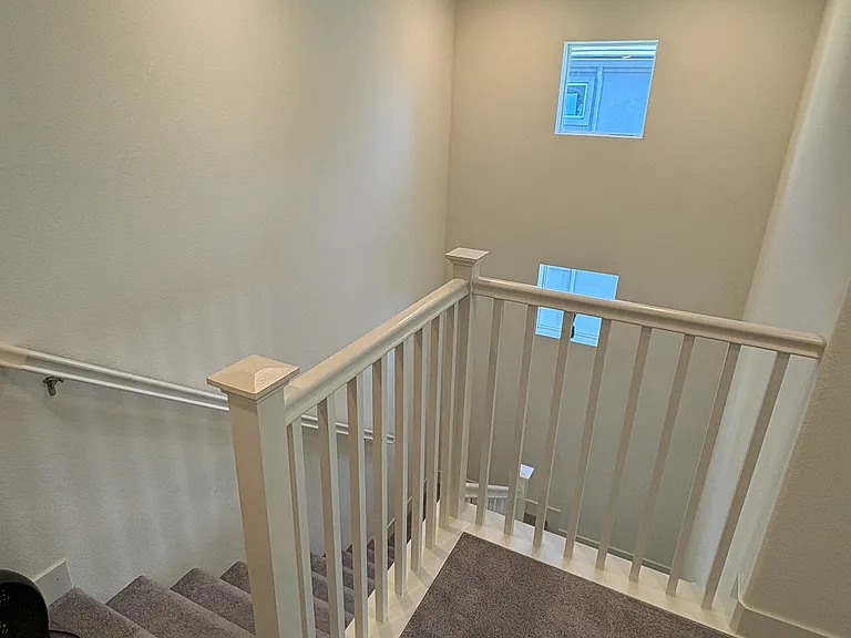 880 Tex Ct — Photo 5
