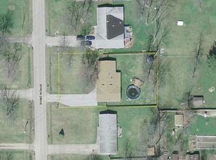 1947 Byron Dr, Brunswick, OH 44212