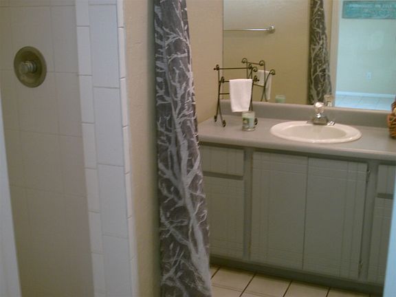 5th image of 1019 E Estrella Ln