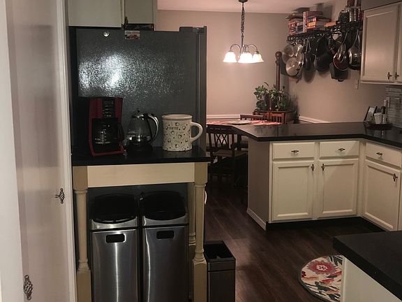 Updated Kitchen/Dinette