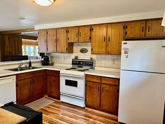3rd image of 12667 E Shore Dr