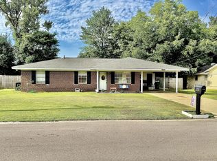 3749 Fair Oaks Dr, Belden, MS 38826