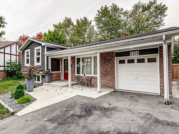 3rd image of 4364 Ayr Pl