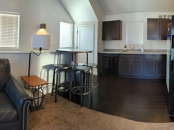 4th image of 4467 Brisbin St Unit A