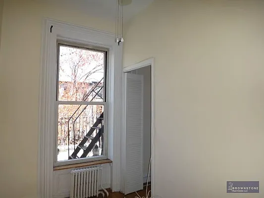 Rented by Brownstone Real Estate | media 23