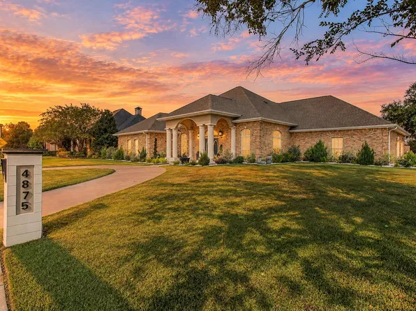4875 Kingspoint Dr, Lake Charles, LA 70605