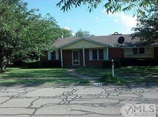 1707 Carroll Dr, Cleburne, TX 76033