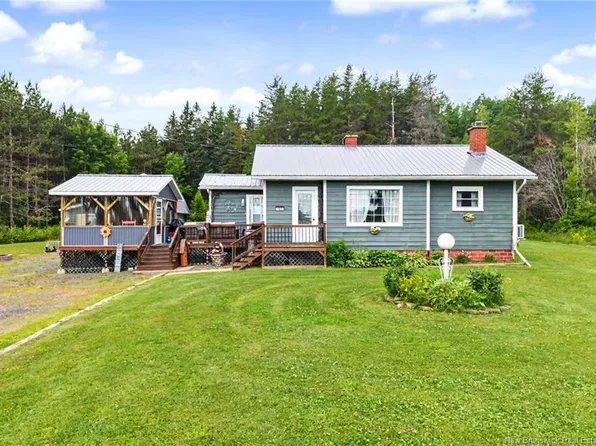 183 Lilloett Dr, Chipman, NB E4A 1W1