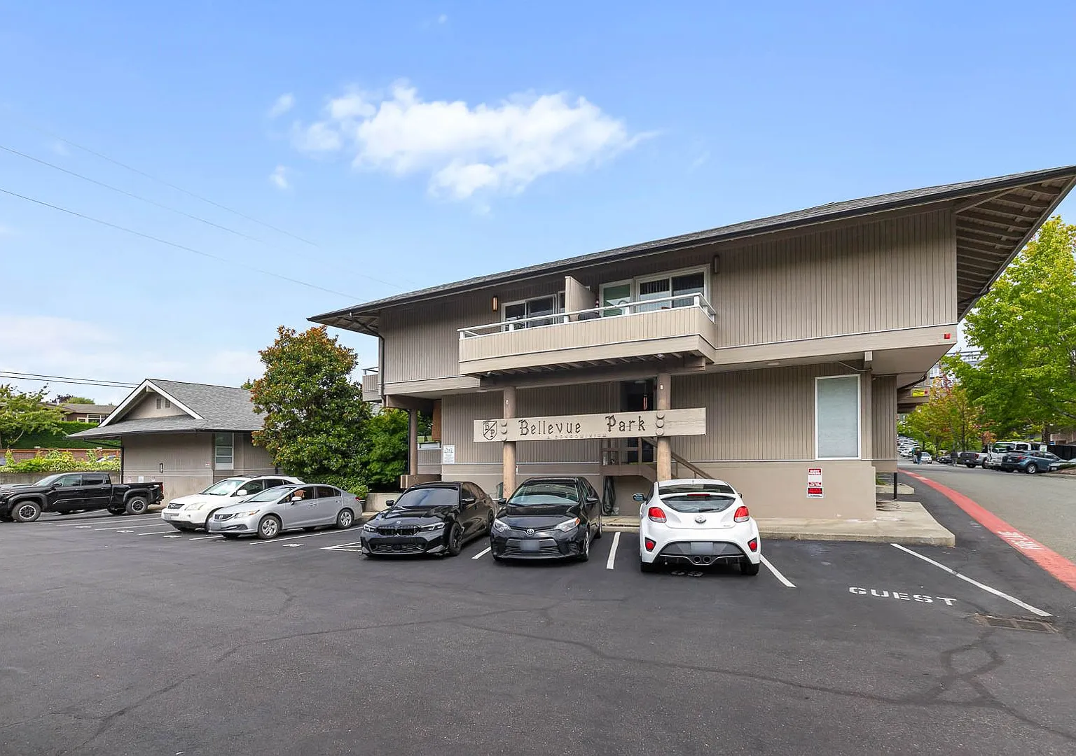 Beautifully Updated 2BR Townhome with Unbeatable Bellevue Location — Photo 1