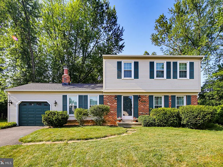 18904 Blue Heron Ln — Photo 3