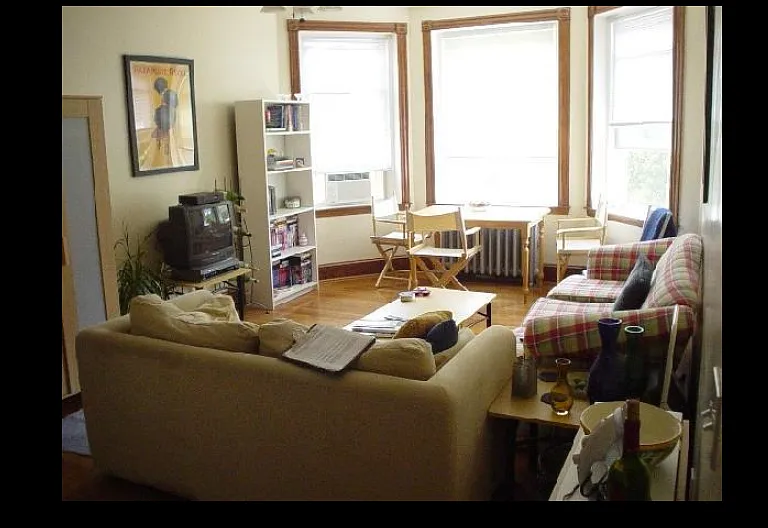 21 Gibbs St #1 — Photo 1