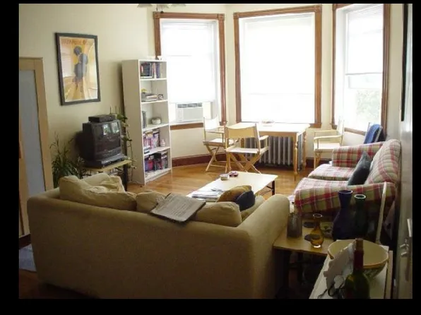 21 Gibbs St, Brookline, MA