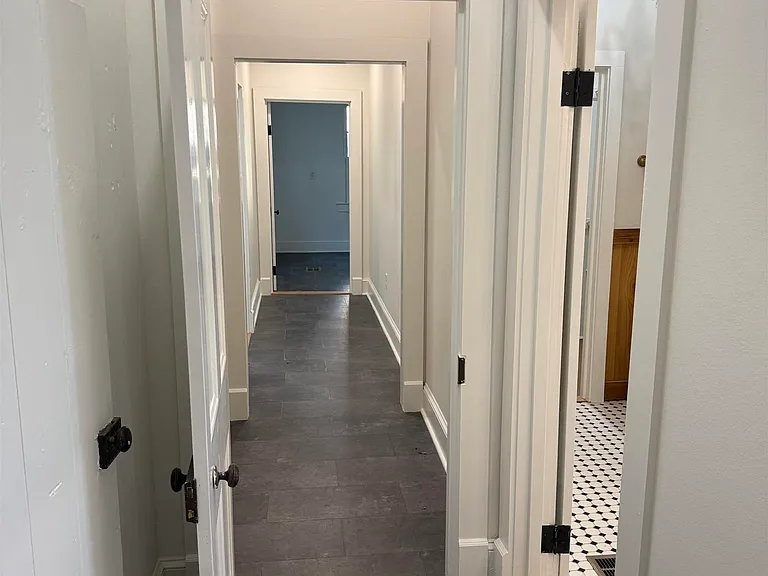 58385 Augusta Rd — Photo 35
