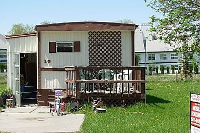 1st image of 2405 W College St Trailer 10