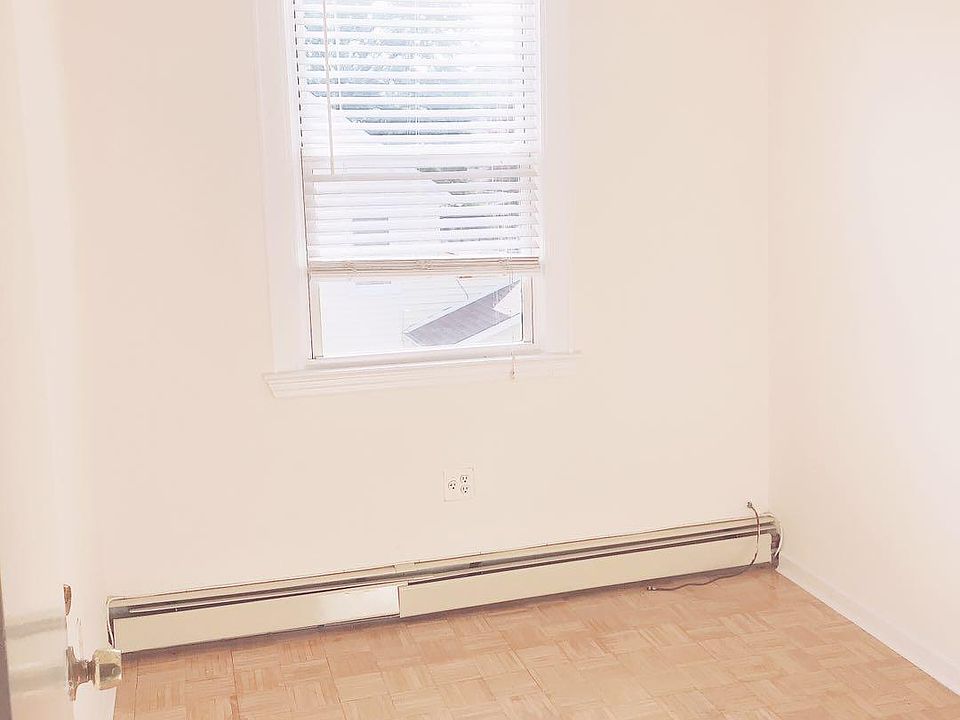 2nd image of 14912 15th Dr #2FL