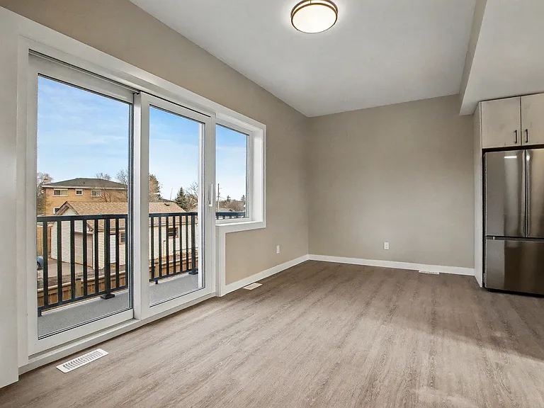 172 Kehl St #1 — Photo 31