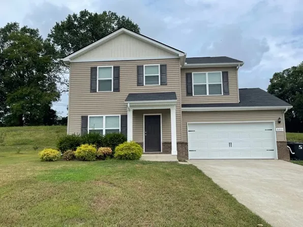 2211 Bee Hive Dr, Columbia, TN 38401