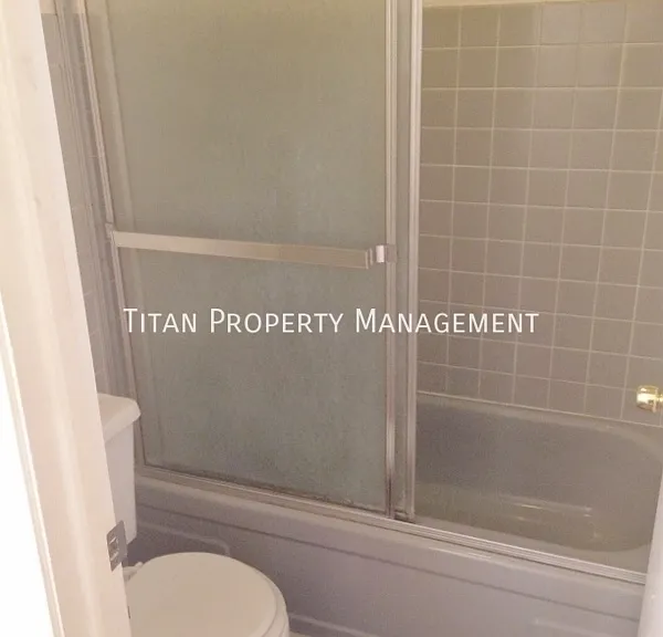 770 Carro Dr #1 — Photo 11