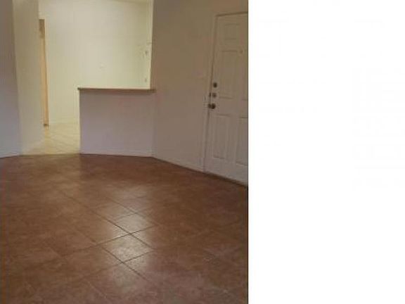 4th image of 215-A Dale Earnhardt Dr