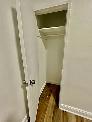 Rented by R New York | media 18