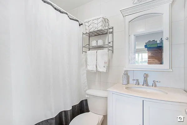 Sold by Coldwell Banker Reliable Real Estate | media 9