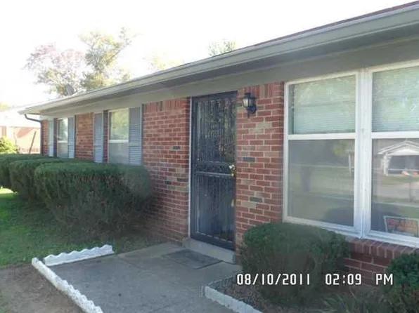 131 E Blue Jay Rd, Louisville, KY 40229