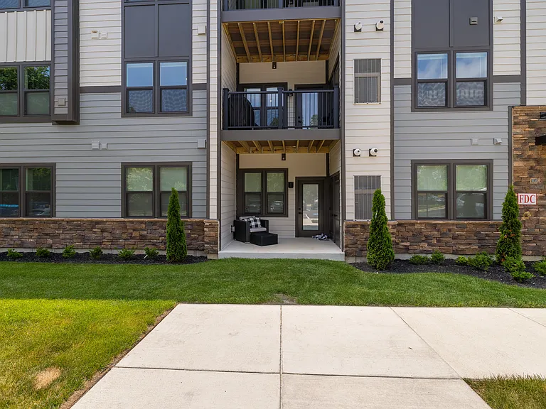 10391 Resort Rd #M — Photo 26