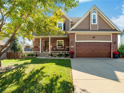 705 SE 11th Ter, Lees Summit, MO, 64081