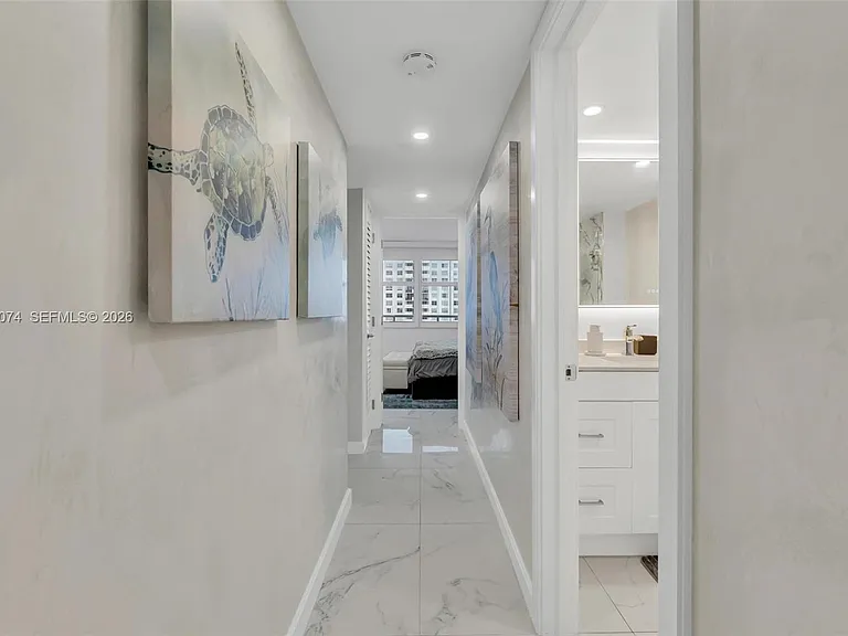 18071 Biscayne Blvd #901 — Photo 27