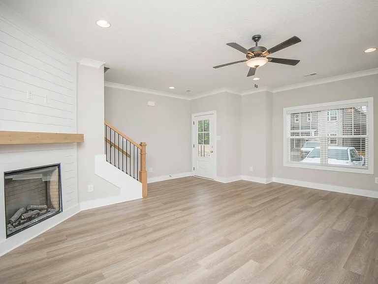 7230 Sassafras Way — Photo 13